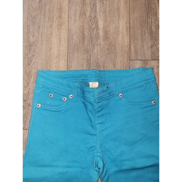 Wet Seal Turquoise Skinny Jeans - Picture 2 of 6